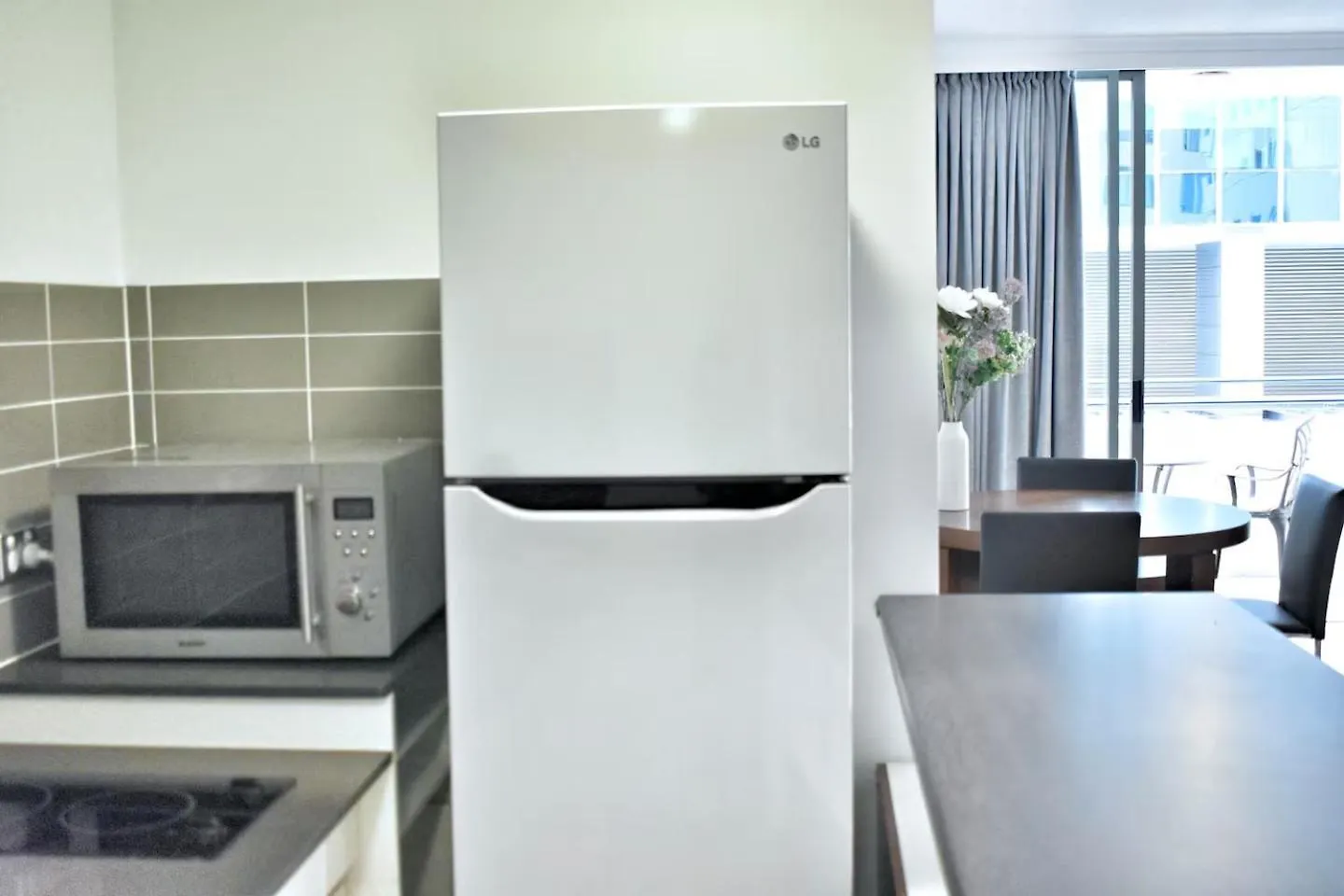 City Centre Comfort, Style And Accessibility Brisbane Apartment